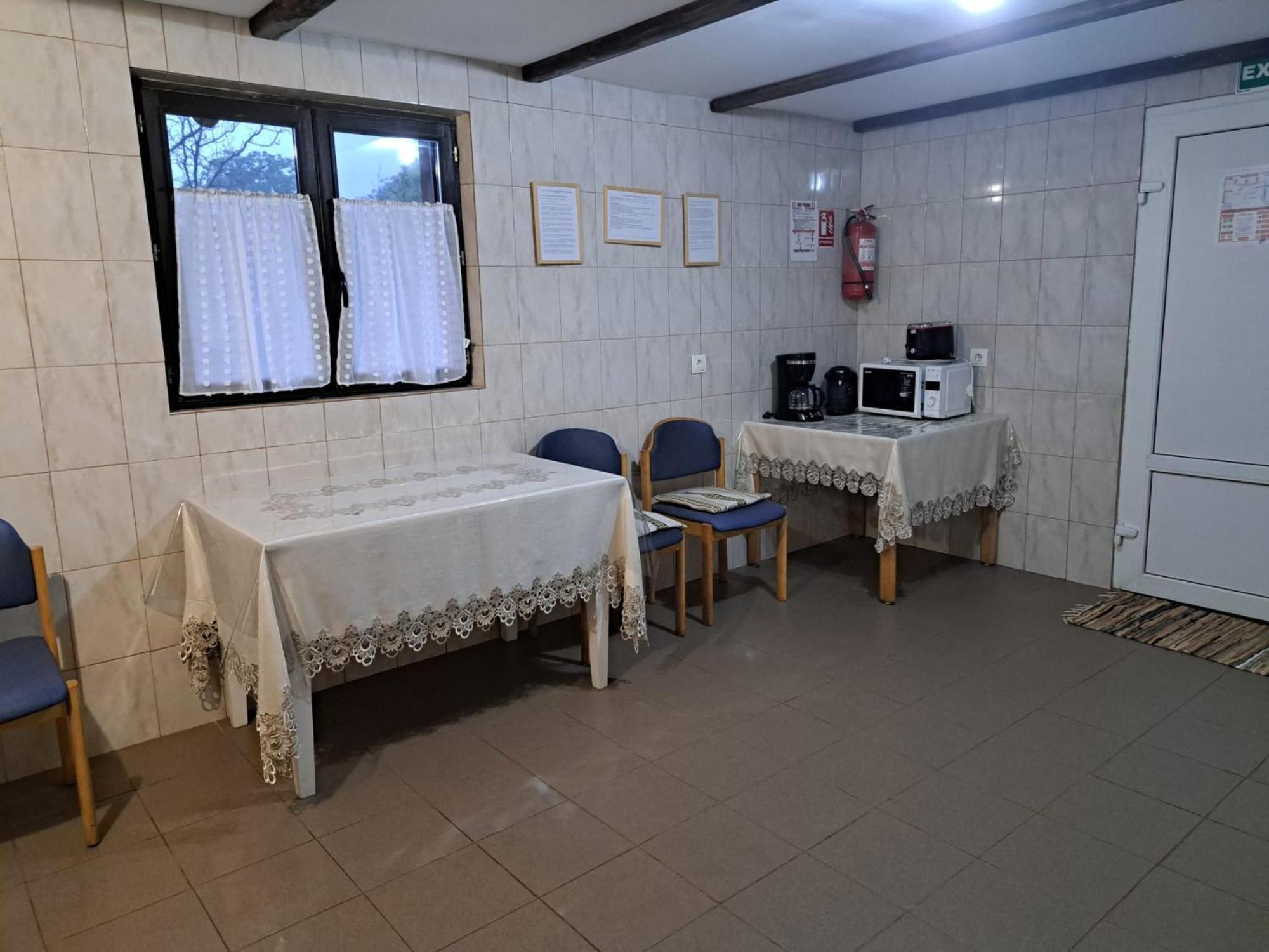 Pensiune Agroturistica "Casa Teodora" Budeşti Exterior foto